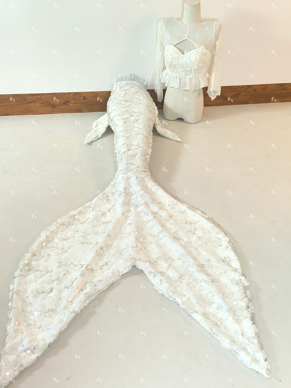 New Sequined Mermaid Big Tail  - Aquarium Fish Goldfish review and price